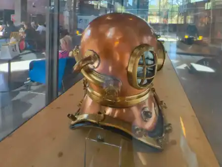 Potápačský skafander