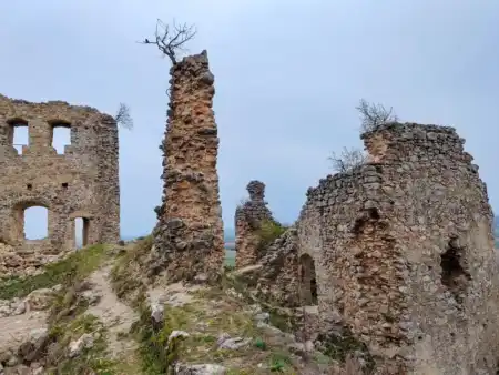 Zrúcanina Turnianskeho hradu