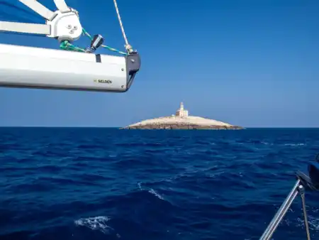 Yachting Chorvátsko maják Glavat