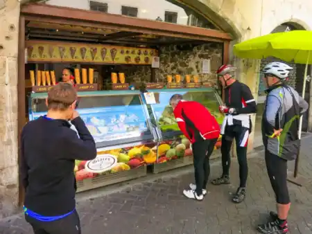 Chambery podme na zmrzlinu
