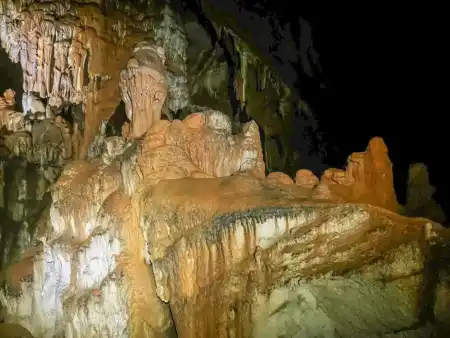 Haskyna Manita pec